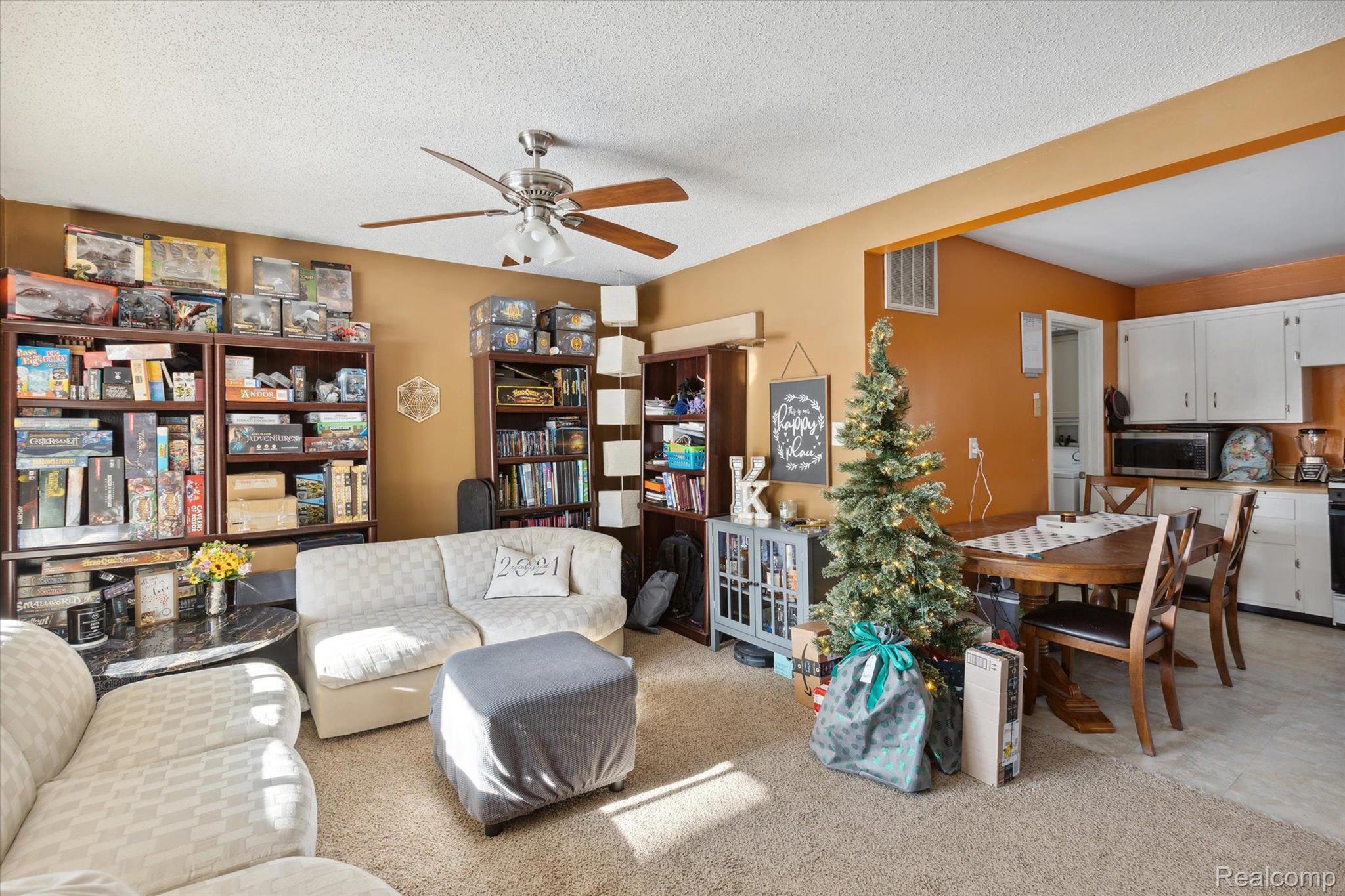 7153 Bennett Lake Road Fenton, MI 48430 - Photo 7 of 32 Gallery Image 7