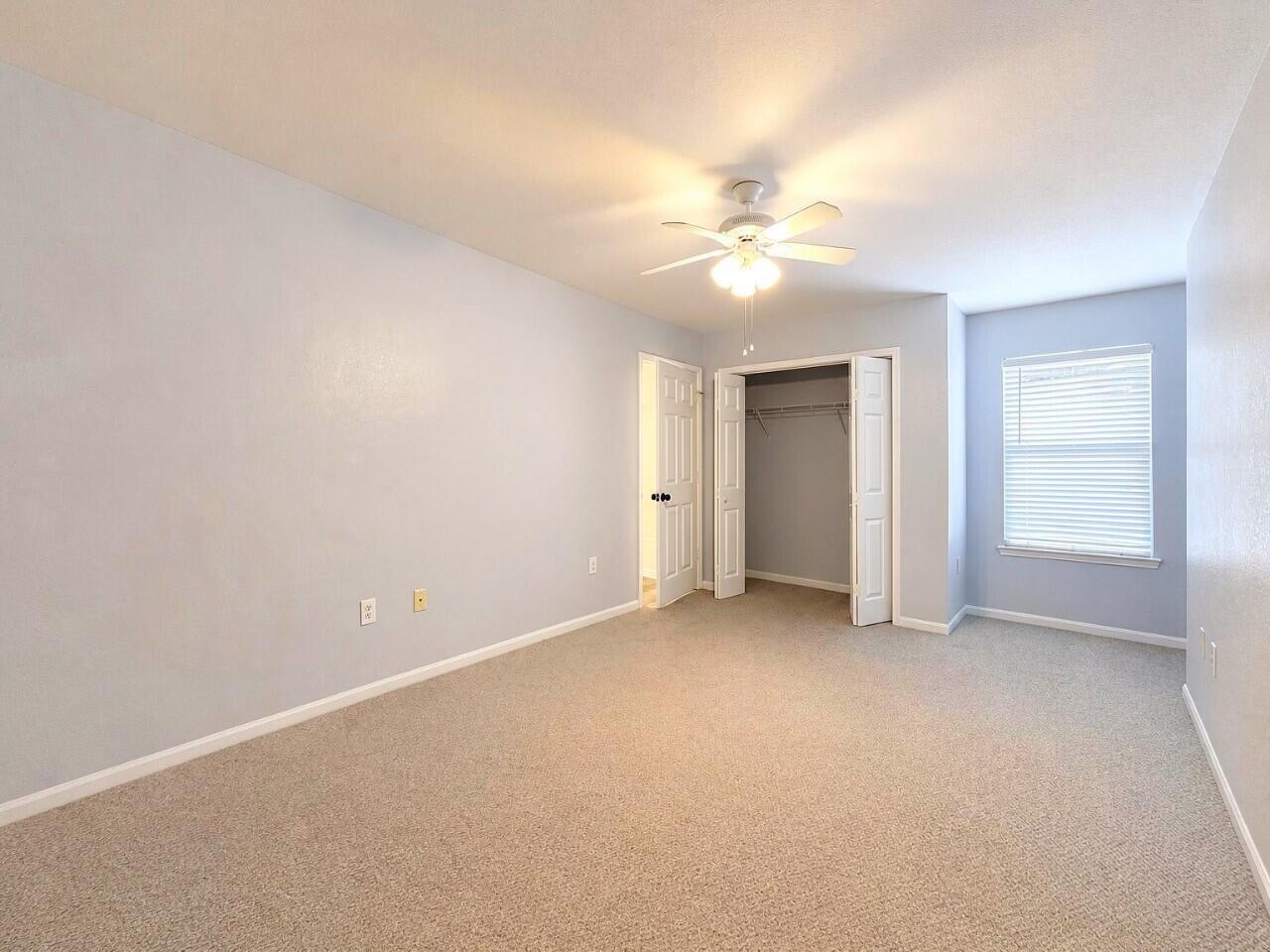 1014 Airport Road, Unit 121 Destin, FL 32541 - Photo 14 of 24 27-interior_primary_bedroom_1