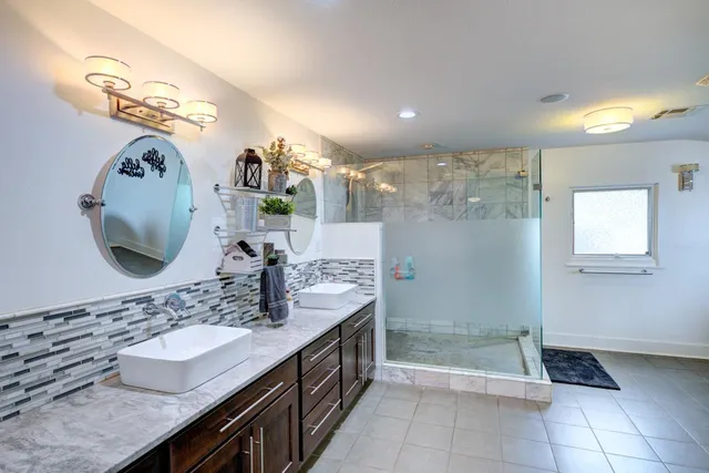 $489,900 | 14 Crestwood Drive, Arkansas City, KS 67005