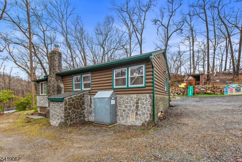 111 North Shore Road Andover, NJ 07821 - Photo 17 of 18