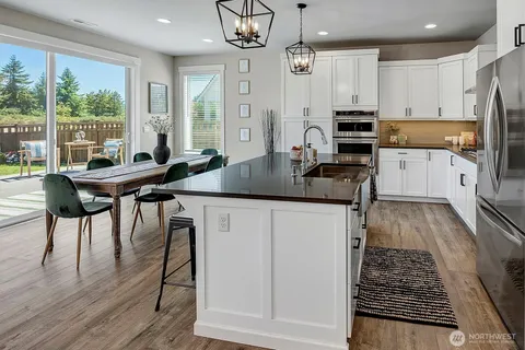 $1,549,000 | 4040 324th Lane Southeast, Fall City, WA 98024