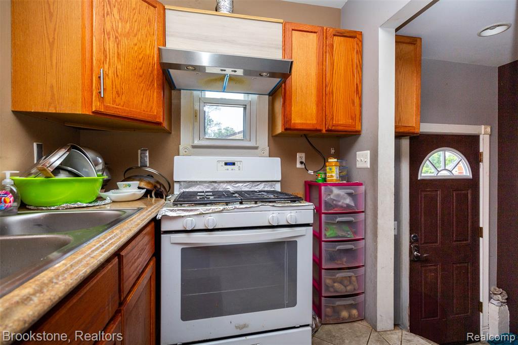 20811 Doepfer Road Warren, MI 48091 - Photo 17 of 26