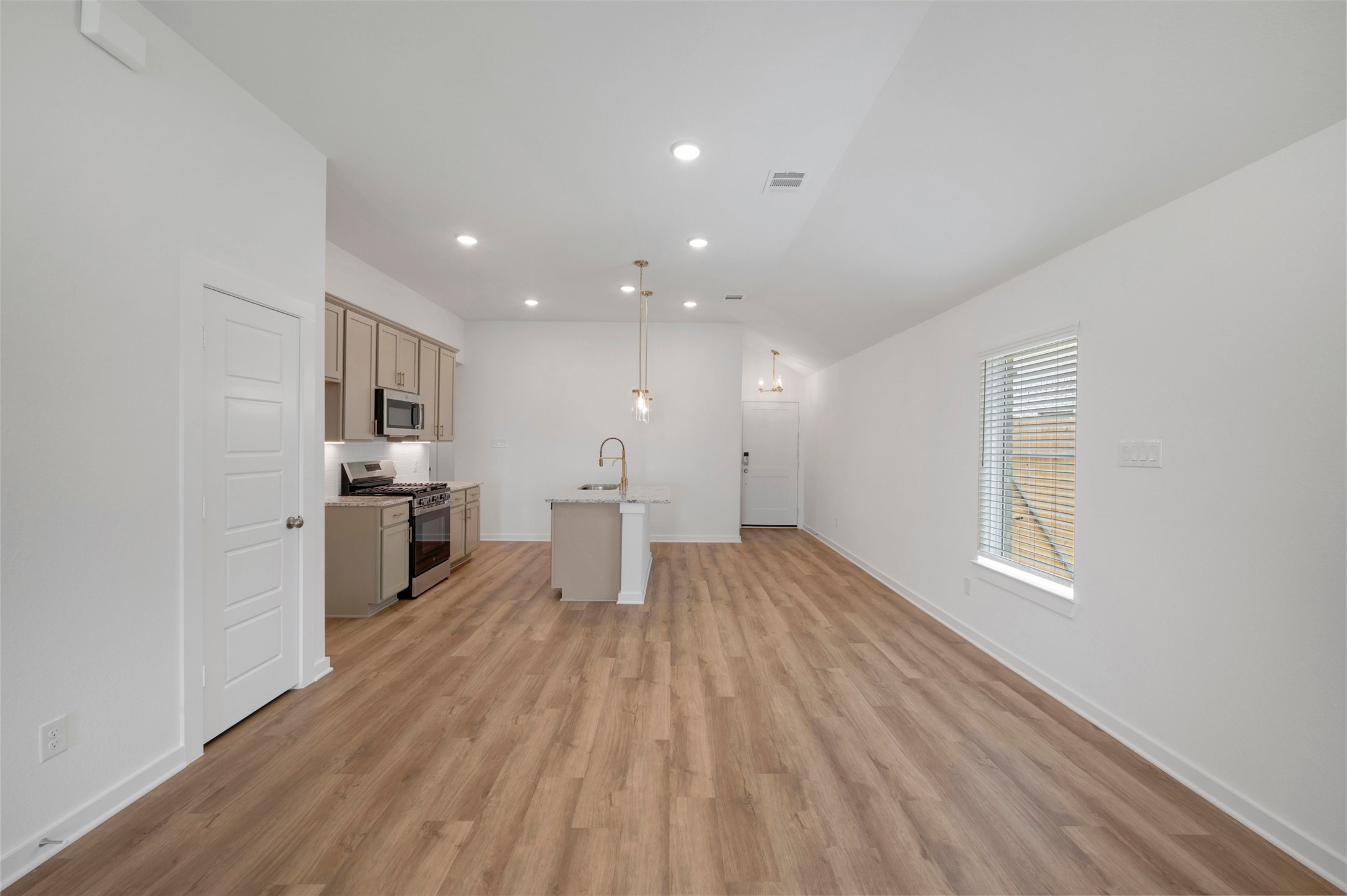 3406 Fresh Bluestream Lane Rosenberg, TX 77471 - Photo 17 of 27