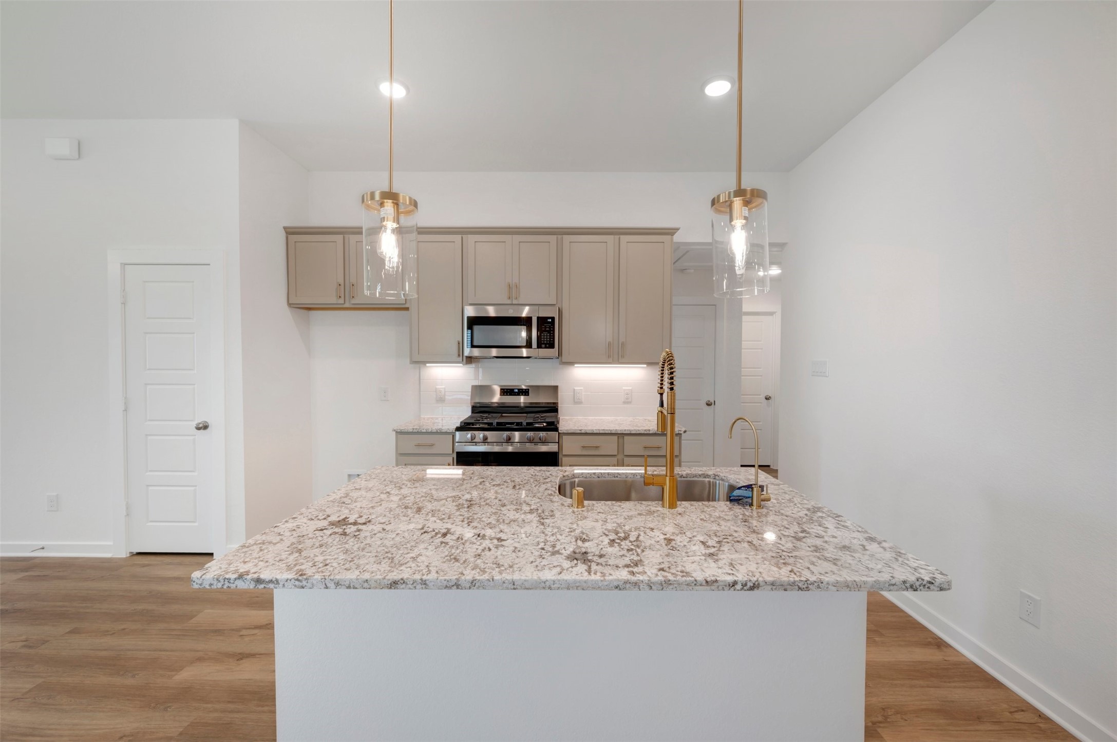 3406 Fresh Bluestream Lane Rosenberg, TX 77471 - Photo 4 of 27