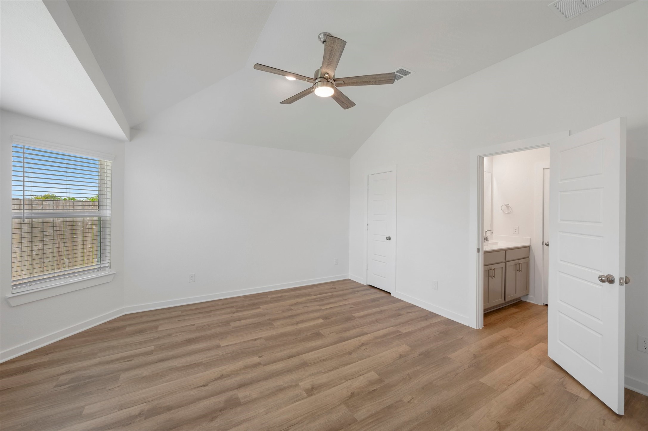 3406 Fresh Bluestream Lane Rosenberg, TX 77471 - Photo 7 of 27
