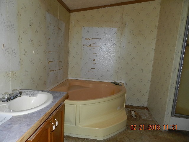 4265 North 500 West Rochester, IN 46975 - Photo 7 of 16