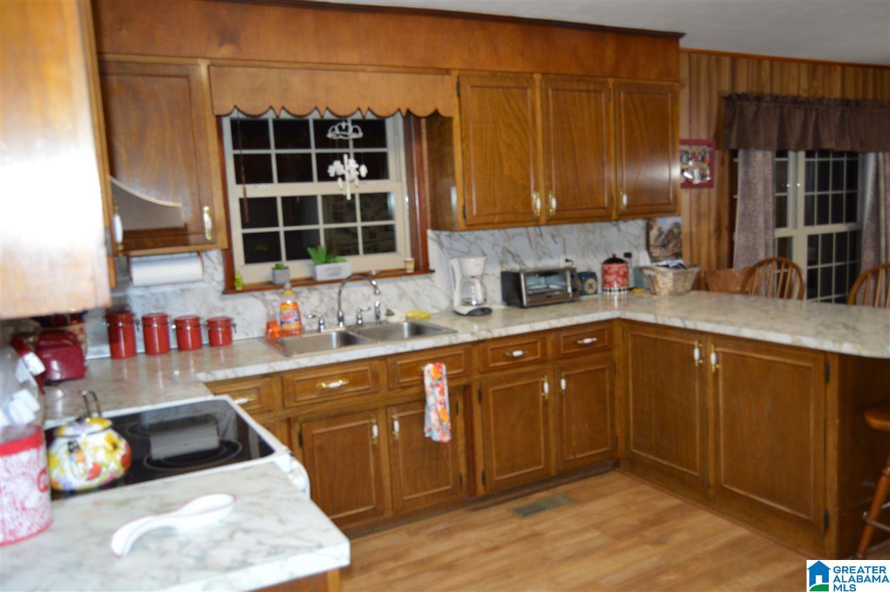 8850 Central Road Warrior, AL 35180 - Photo 14 of 31