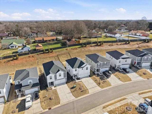 $299,900 | 1302 31st Street Northeast, Conover, NC 28613