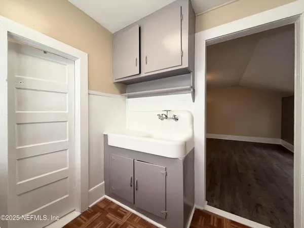 $795 | 2245 Myra Street, Unit 5, Jacksonville, FL 32204