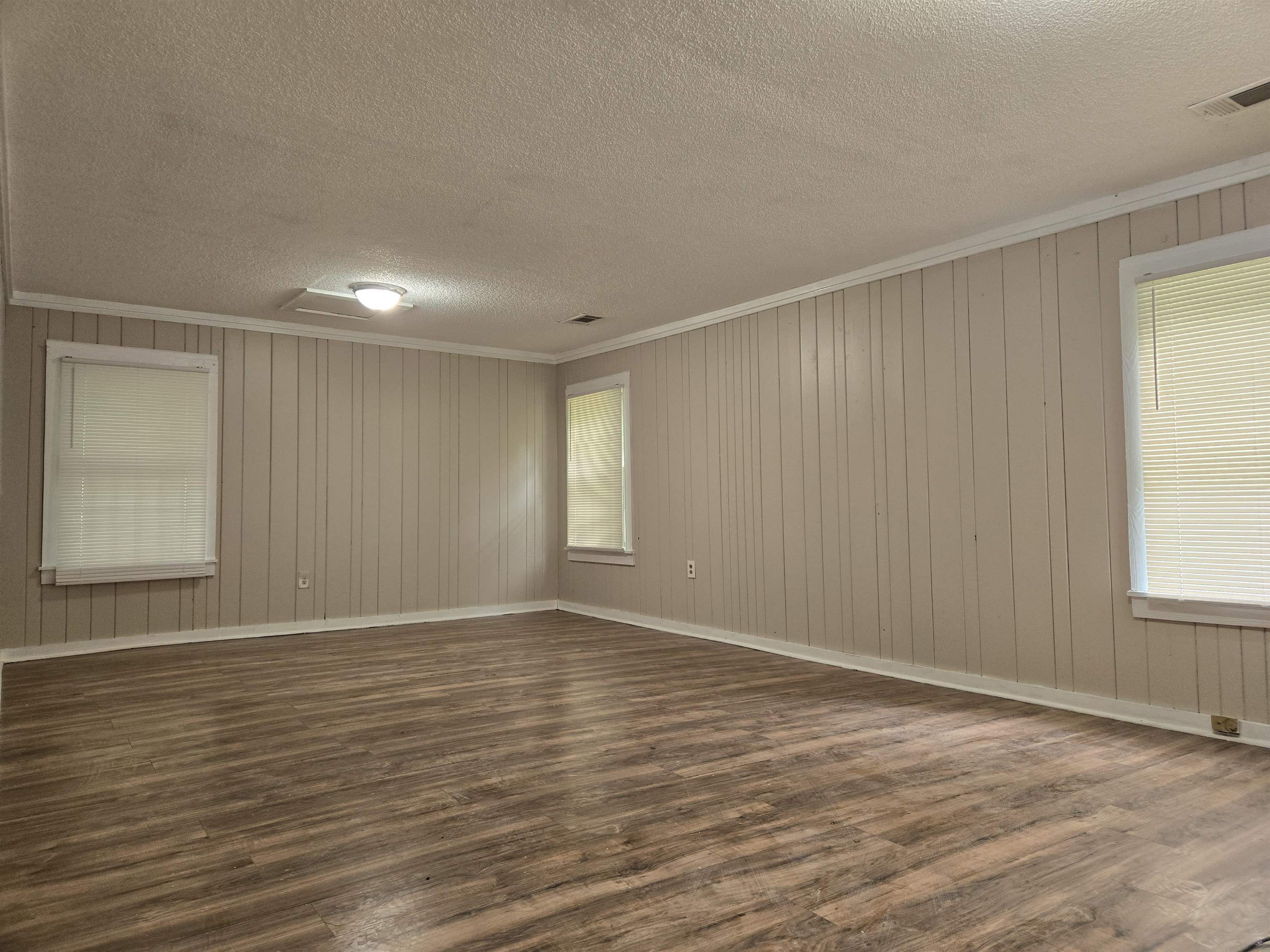 3053 Carrington Road Memphis, TN 38111 - Photo 14 of 17 Can be converted into a separate apartment
