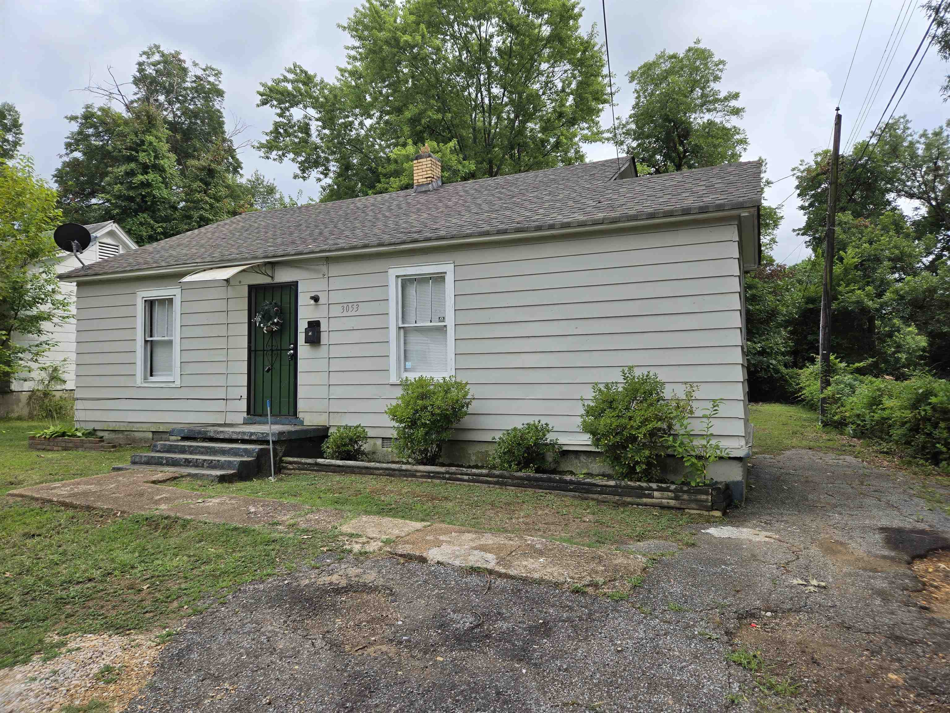 3053 Carrington Road Memphis, TN 38111 - Photo 3 of 17 View of front of house