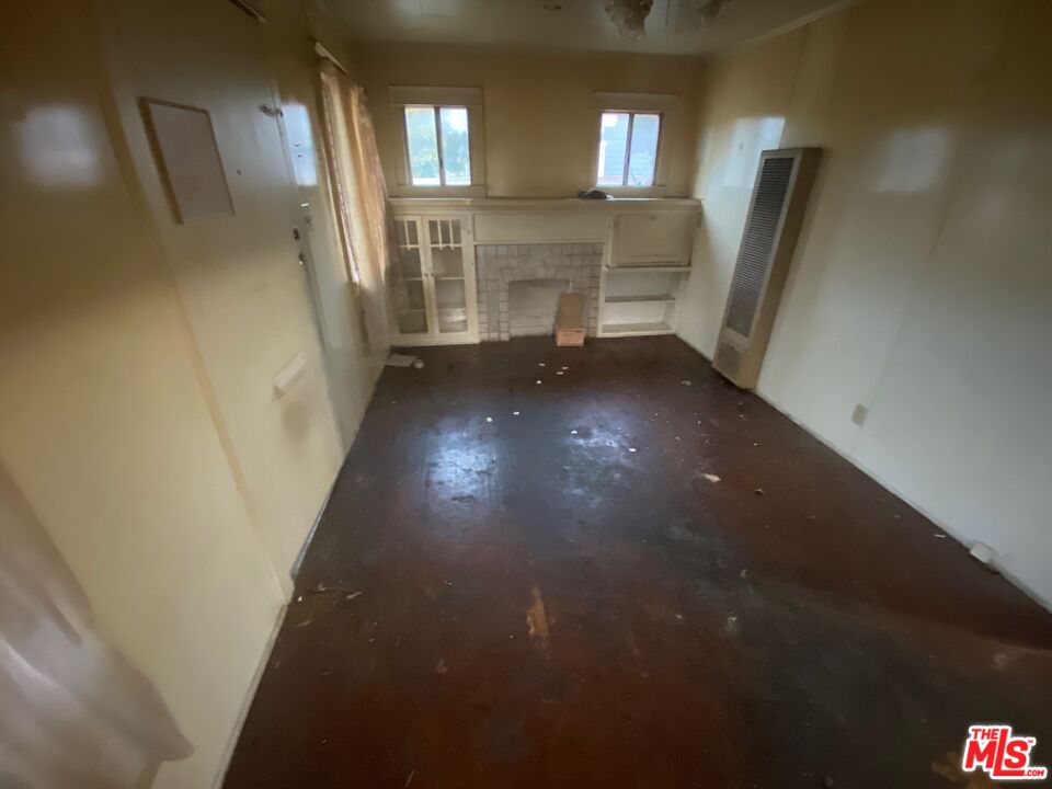 5220 Raphael Street Los Angeles, CA 90042 - Photo 5 of 9