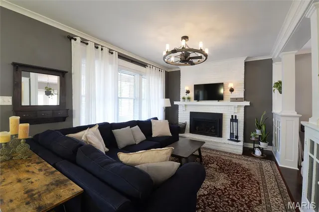 $2,800 | 5222 Nottingham Avenue, St. Louis, MO 63109