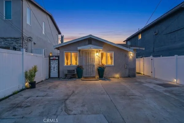 $589,000 | 6854 Quinton Lane, Tujunga, CA 91042