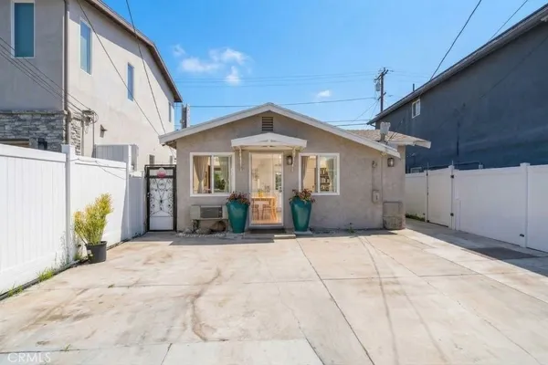 $589,000 | 6854 Quinton Lane, Tujunga, CA 91042