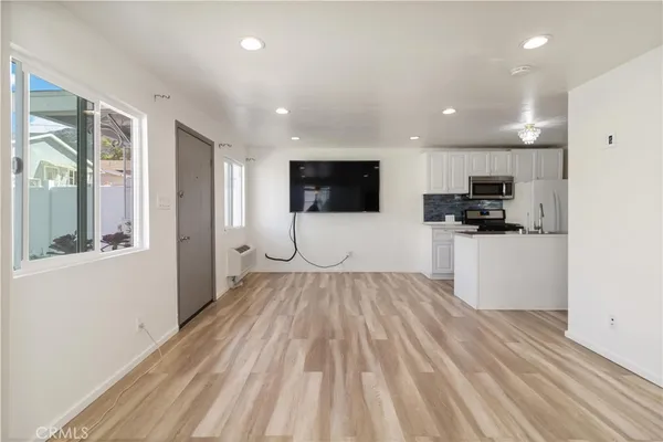 $589,000 | 6854 Quinton Lane, Tujunga, CA 91042
