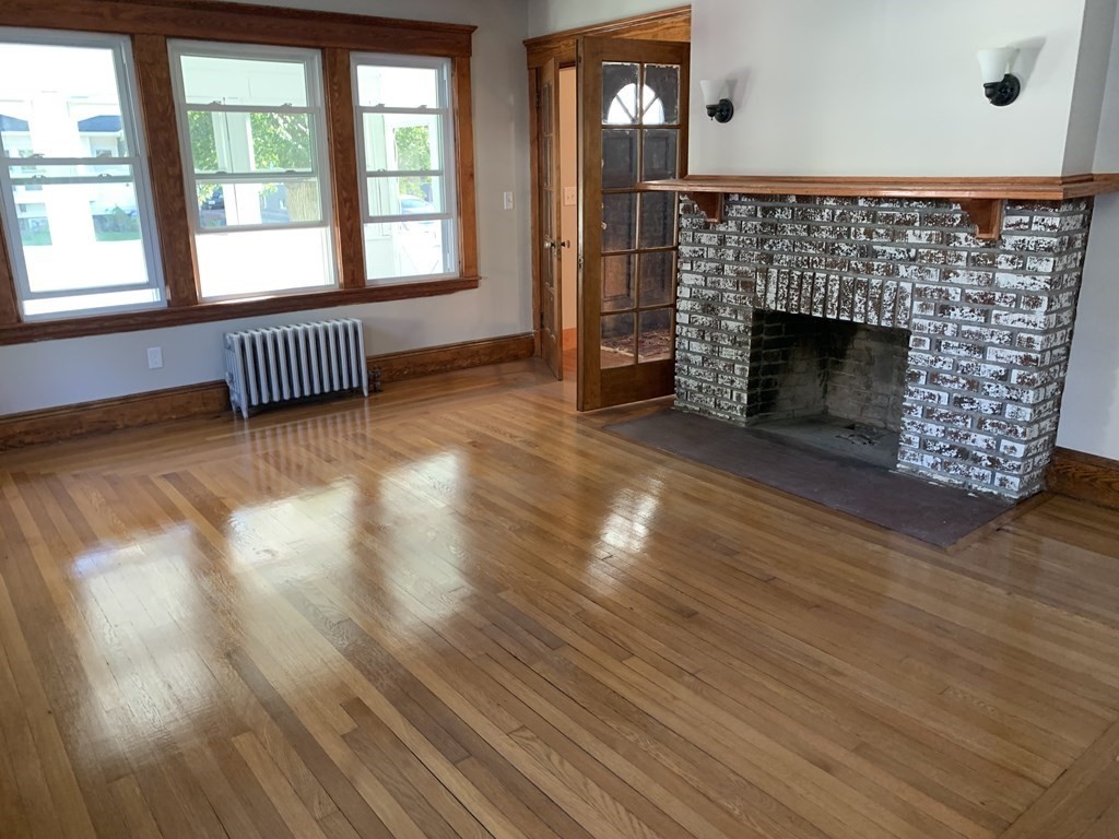 60 Burton Street Springfield, MA 01108 - Photo 6 of 33 Gallery Image 6