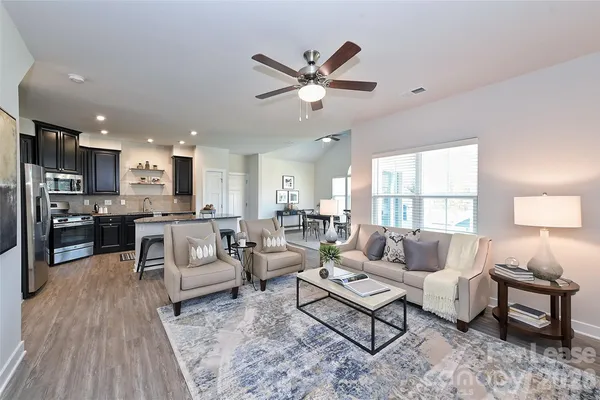 $3,050 | 12620 ES Draper Drive, Huntersville, NC 28078