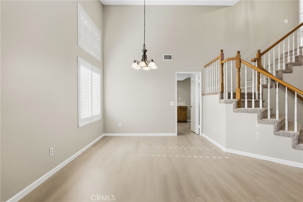 24333 Rimcrest Lane Moreno Valley, CA 92557 - Photo 11 of 62