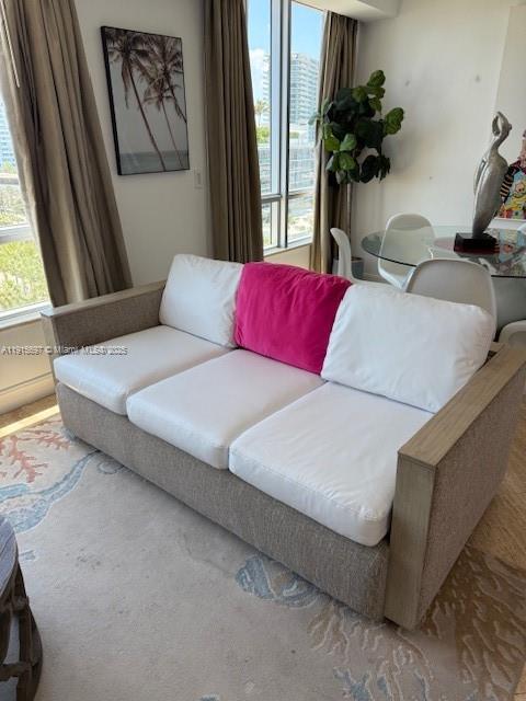101 Ocean Drive, Unit 906 Miami Beach, FL 33139 - Photo 21 of 35 a living room with furniture and a window