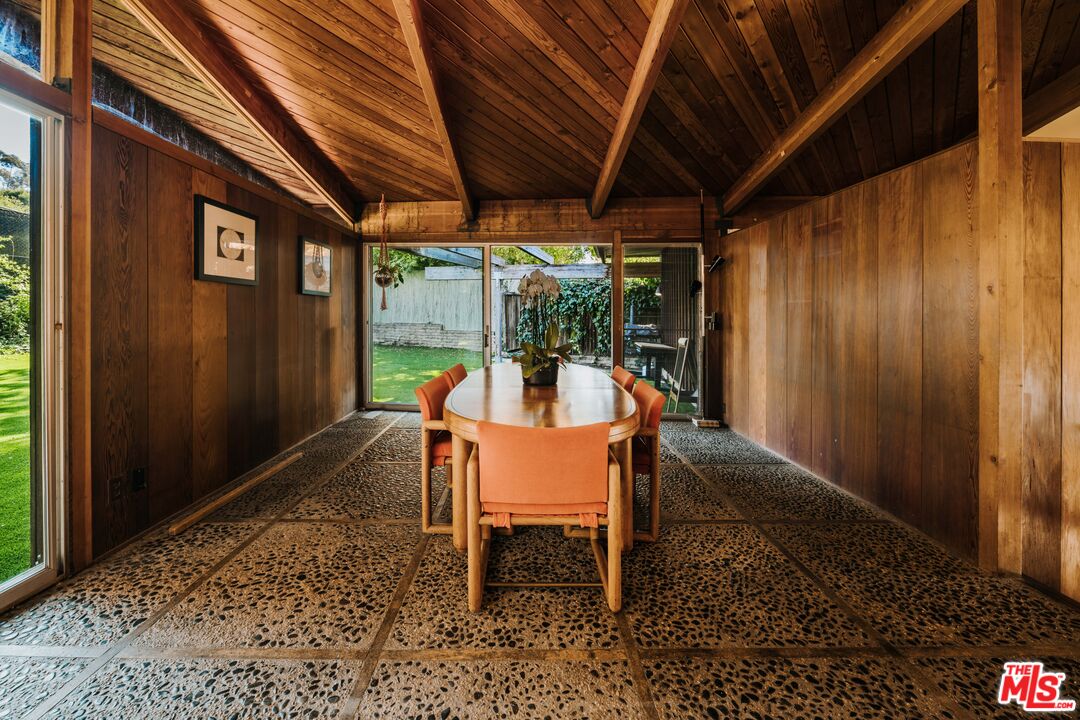 630 Hightree Road Santa Monica, CA 90402 - Photo 10 of 31 Gallery Image 10
