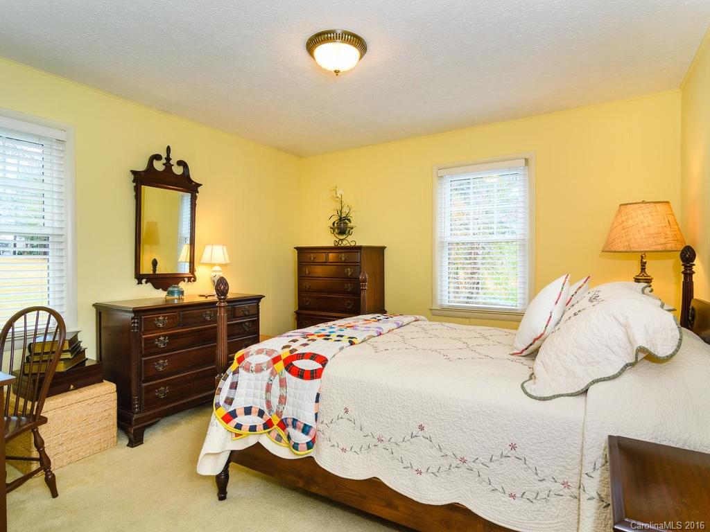 102 Williams Road Fletcher, NC 28732 - Photo 13 of 21 Gallery Image 13