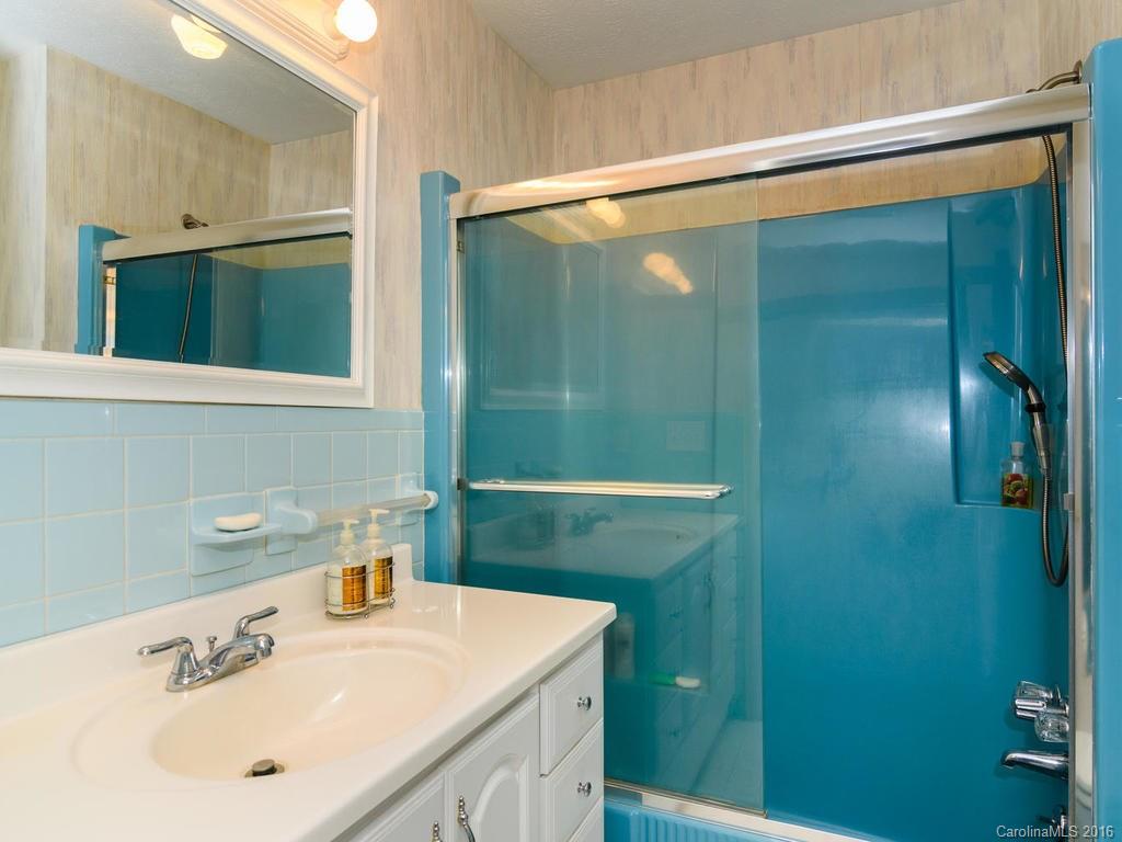 102 Williams Road Fletcher, NC 28732 - Photo 16 of 21 Gallery Image 16