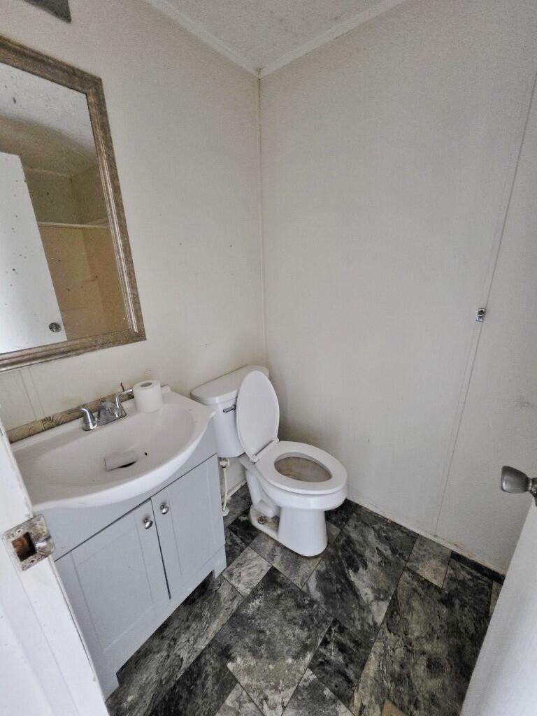 180 Cherry Tree Lane Walterboro, SC 29488 - Photo 6 of 10 20260204_133741