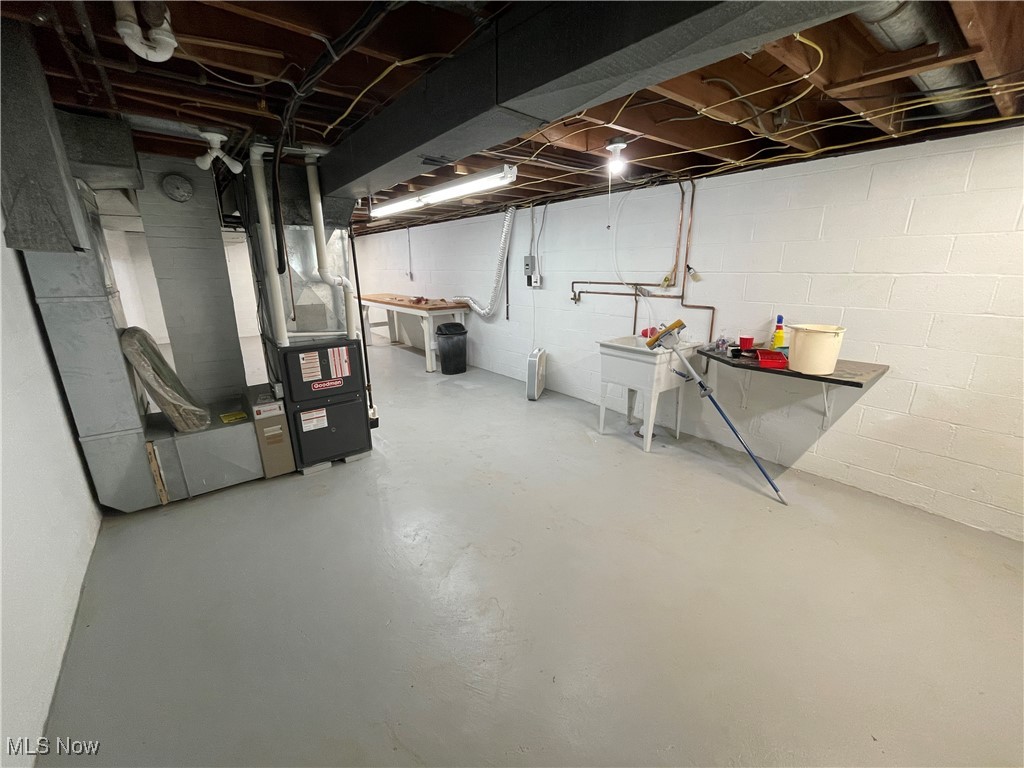27700 Pettibone Road Solon, OH 44139 - Photo 27 of 40 Gallery Image 27