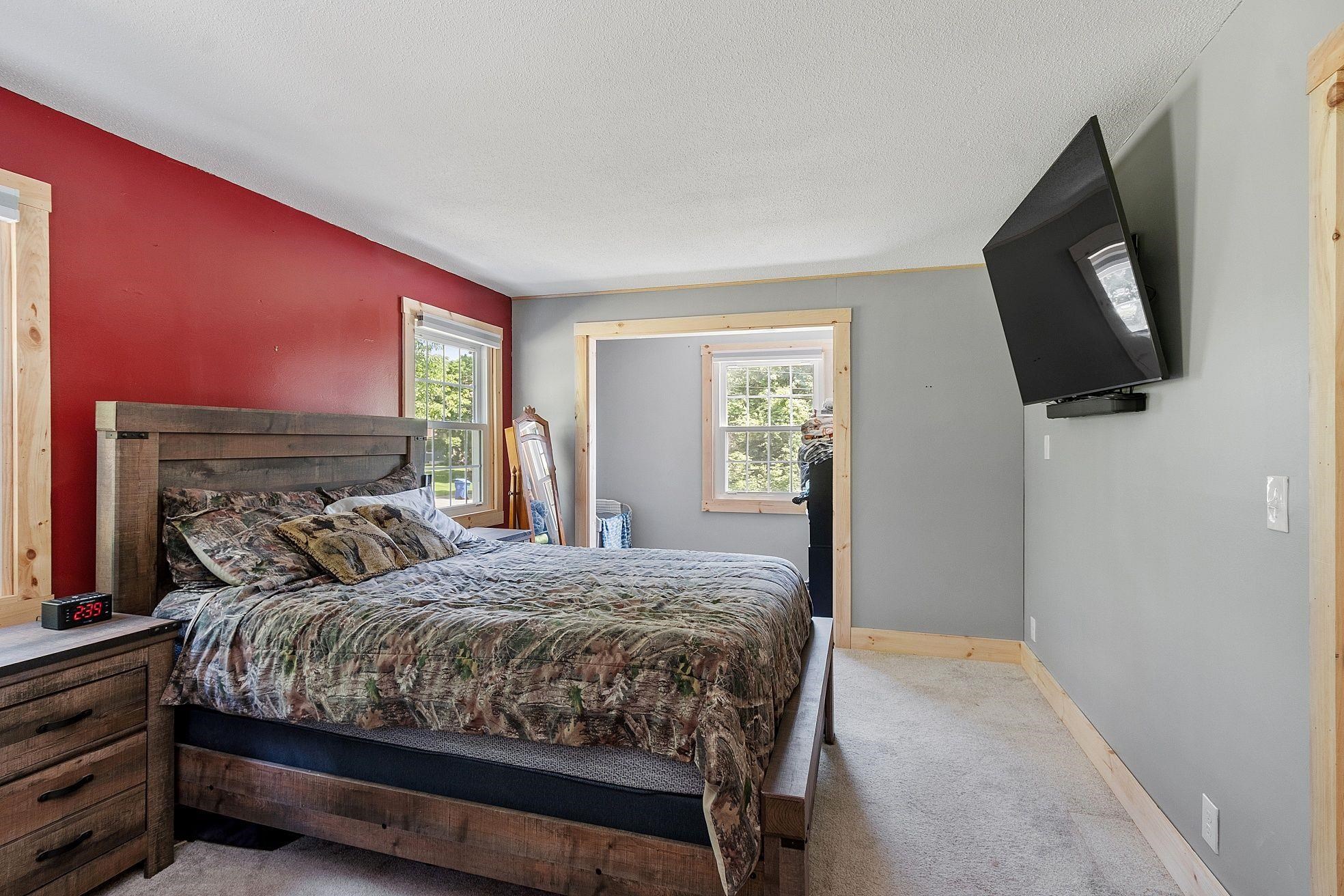 22 Elwood Road Londonderry, NH 03053 - Photo 7 of 33