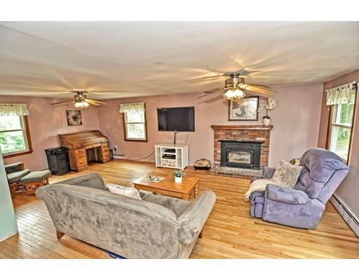 4 Wyllie Road Norfolk, MA 02056 - Photo 11 of 29 Gallery Image 11