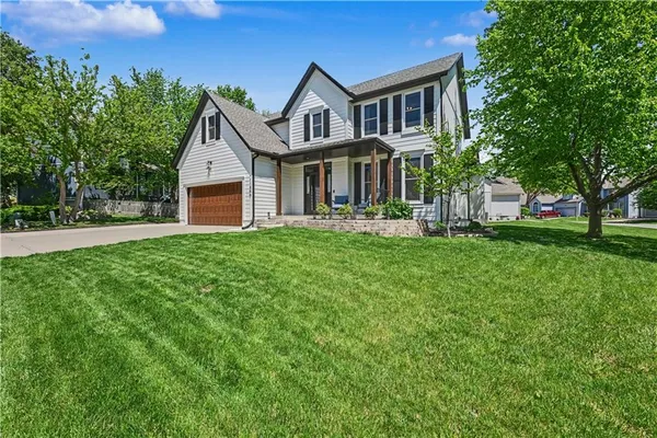$499,000 | 11400 West 114th Terrace, Overland Park, KS 66210