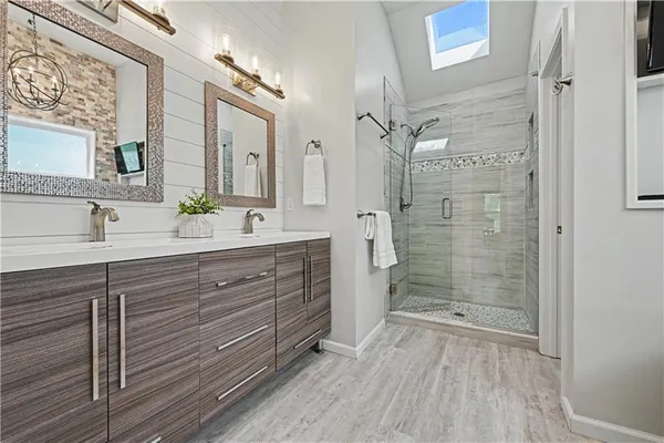 $499,000 | 11400 West 114th Terrace, Overland Park, KS 66210