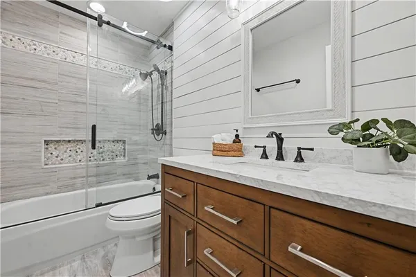 $499,000 | 11400 West 114th Terrace, Overland Park, KS 66210