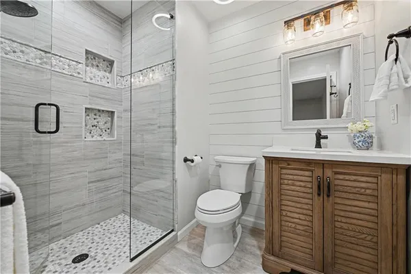 $499,000 | 11400 West 114th Terrace, Overland Park, KS 66210