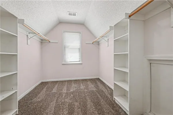 $499,000 | 11400 West 114th Terrace, Overland Park, KS 66210