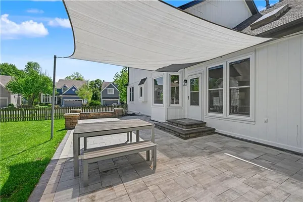 $499,000 | 11400 West 114th Terrace, Overland Park, KS 66210