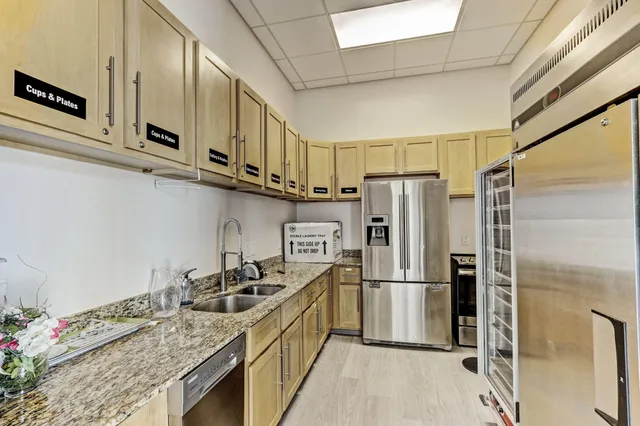 $5,000 | 2640 Lake Shore Drive, Unit 1710, Singer Island, FL 33404