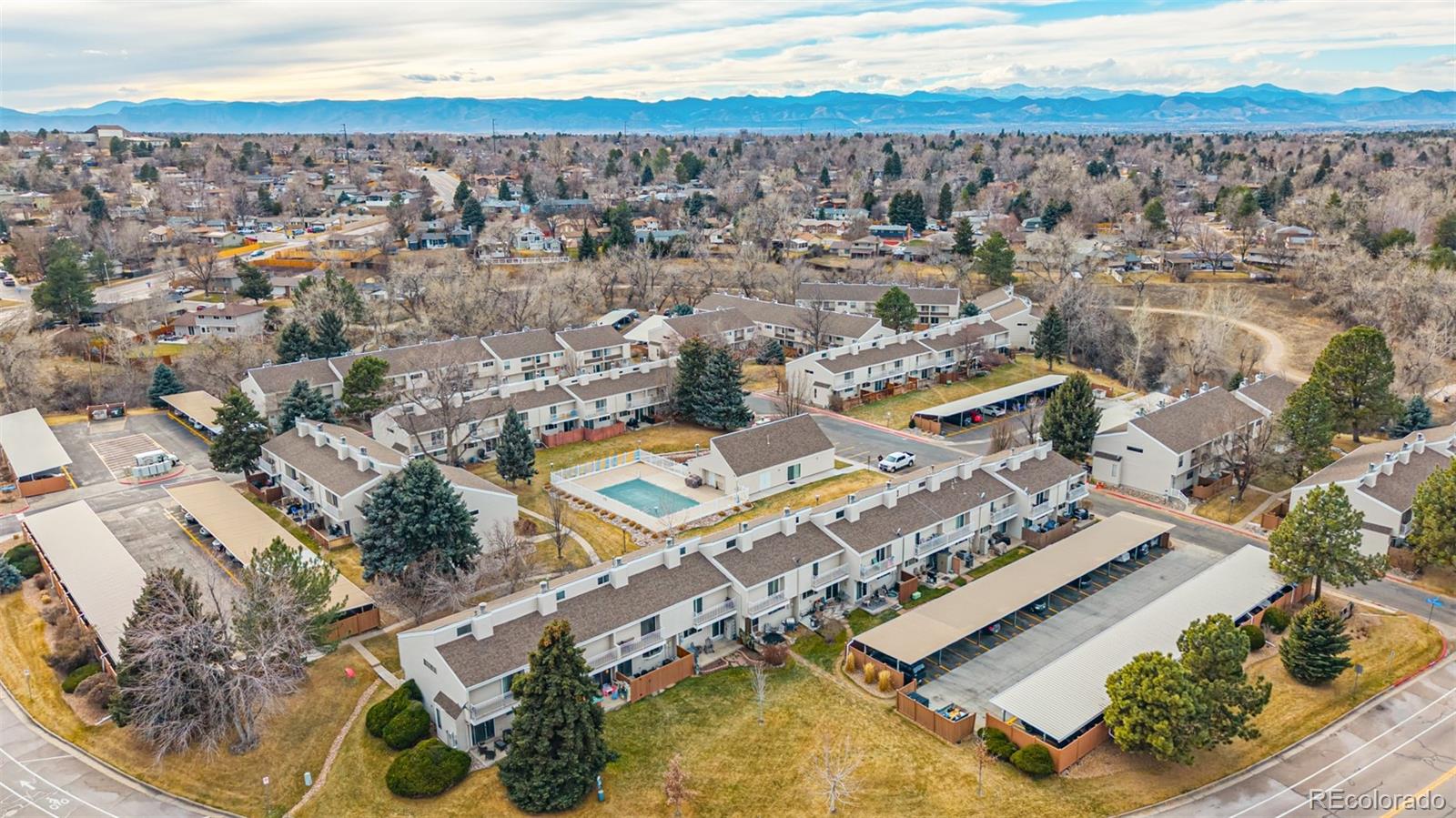 4233 East Maplewood Way Centennial, CO 80121 - Photo 47 of 50 view of a city