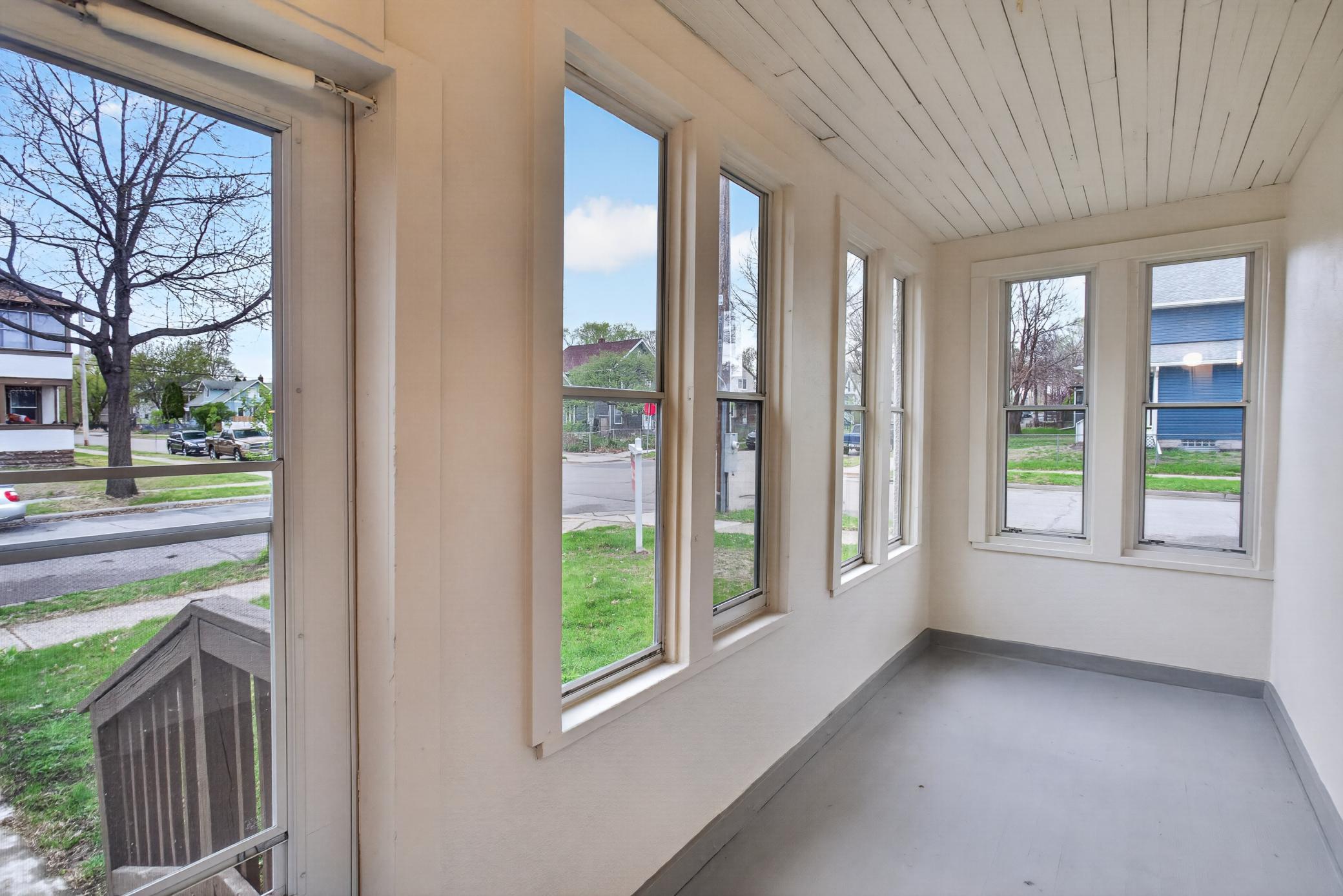 3901 Clinton Avenue Minneapolis, MN 55409 - Photo 16 of 36