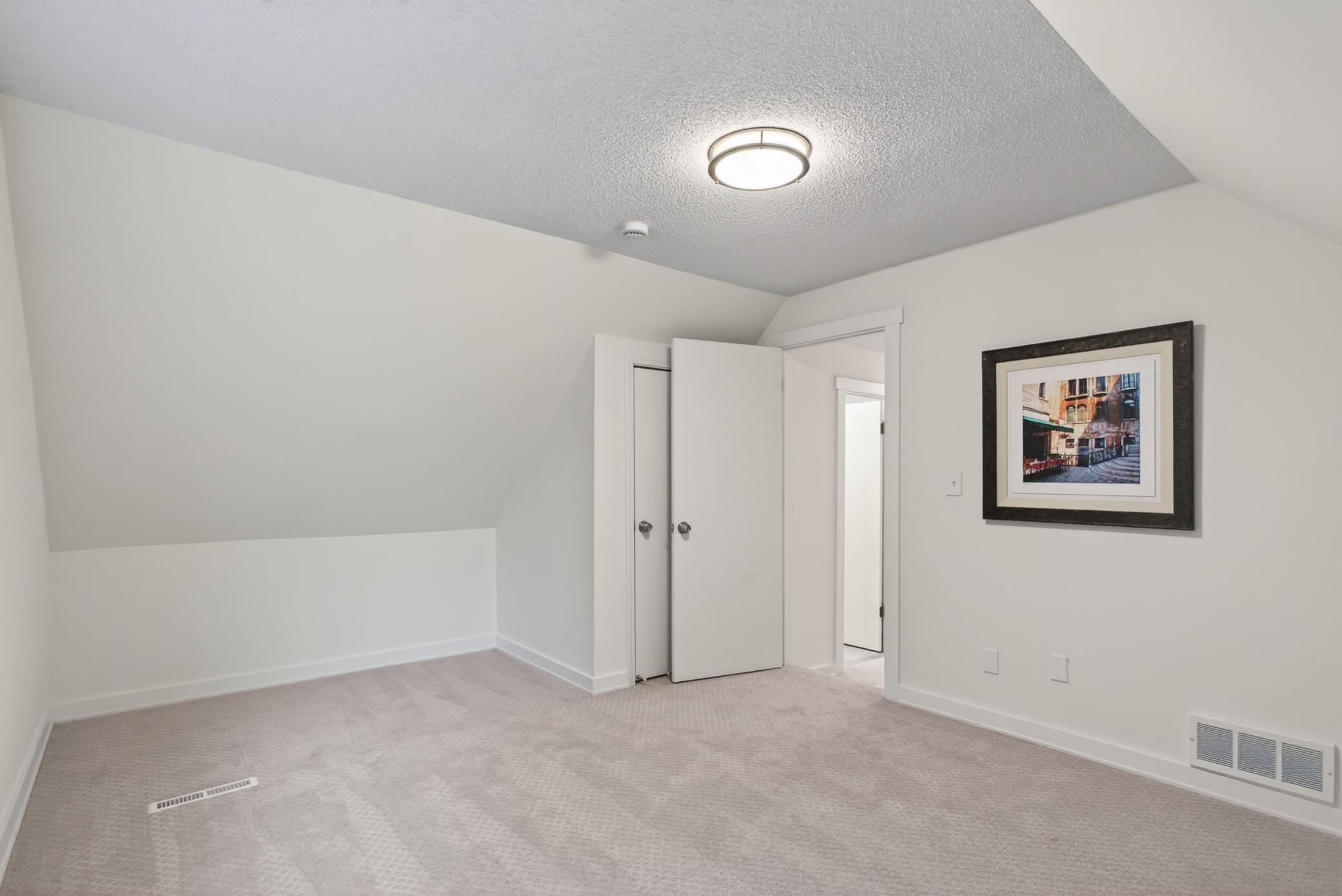3901 Clinton Avenue Minneapolis, MN 55409 - Photo 21 of 36