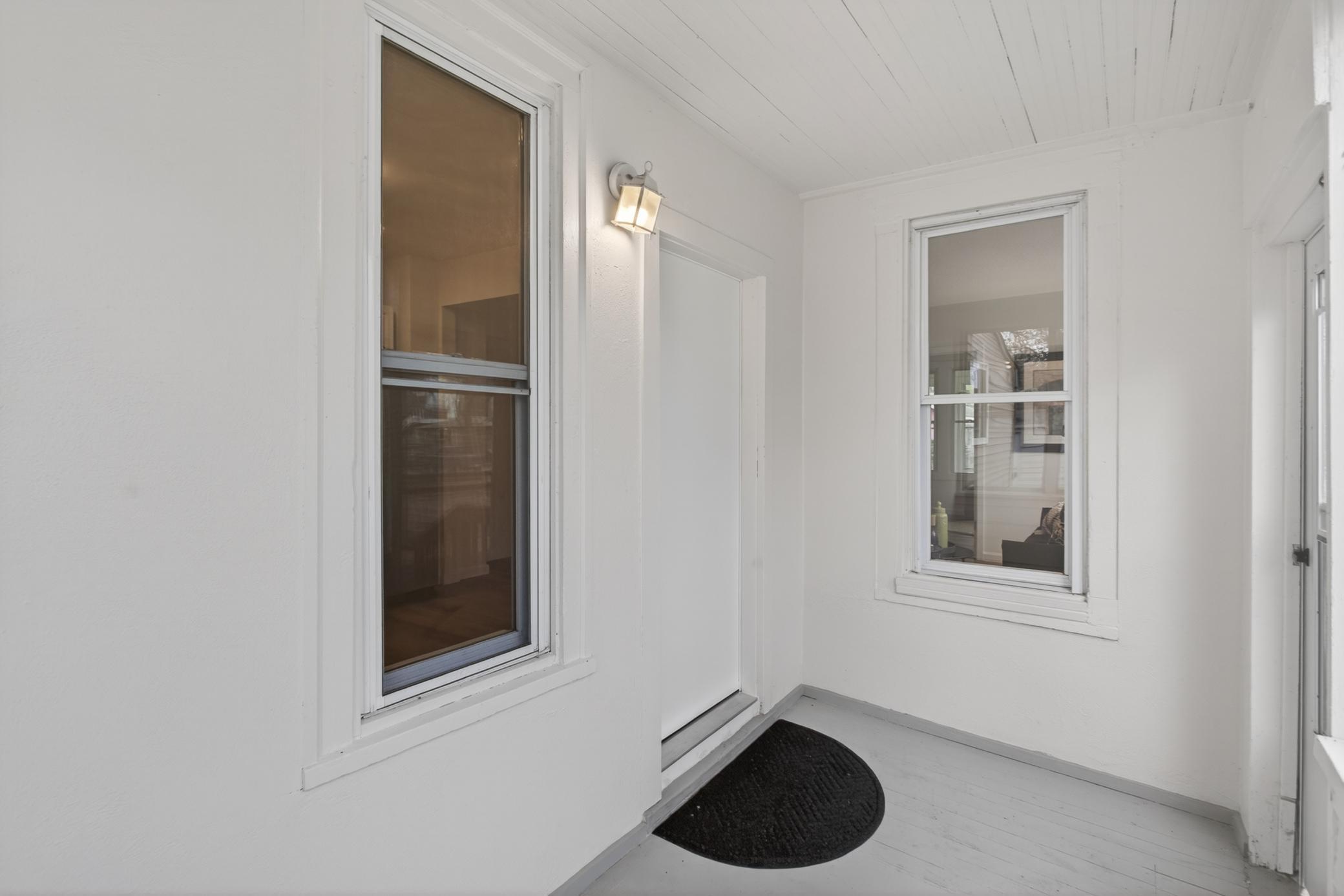 3901 Clinton Avenue Minneapolis, MN 55409 - Photo 7 of 36