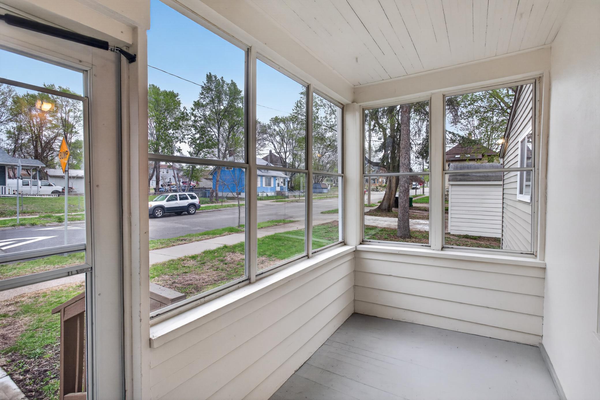 3901 Clinton Avenue Minneapolis, MN 55409 - Photo 8 of 36