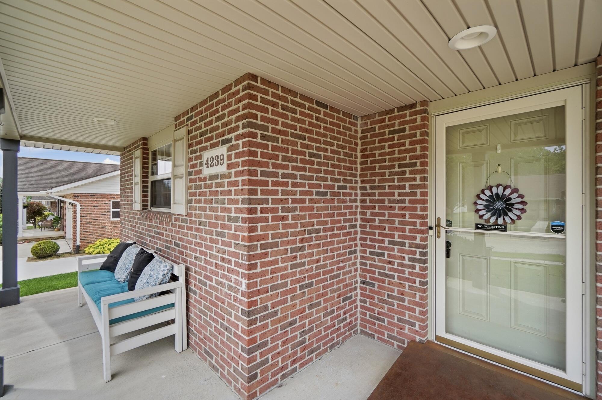 4239 Midfield Street Springfield, OH 45503 - Photo 5 of 69 5_0019