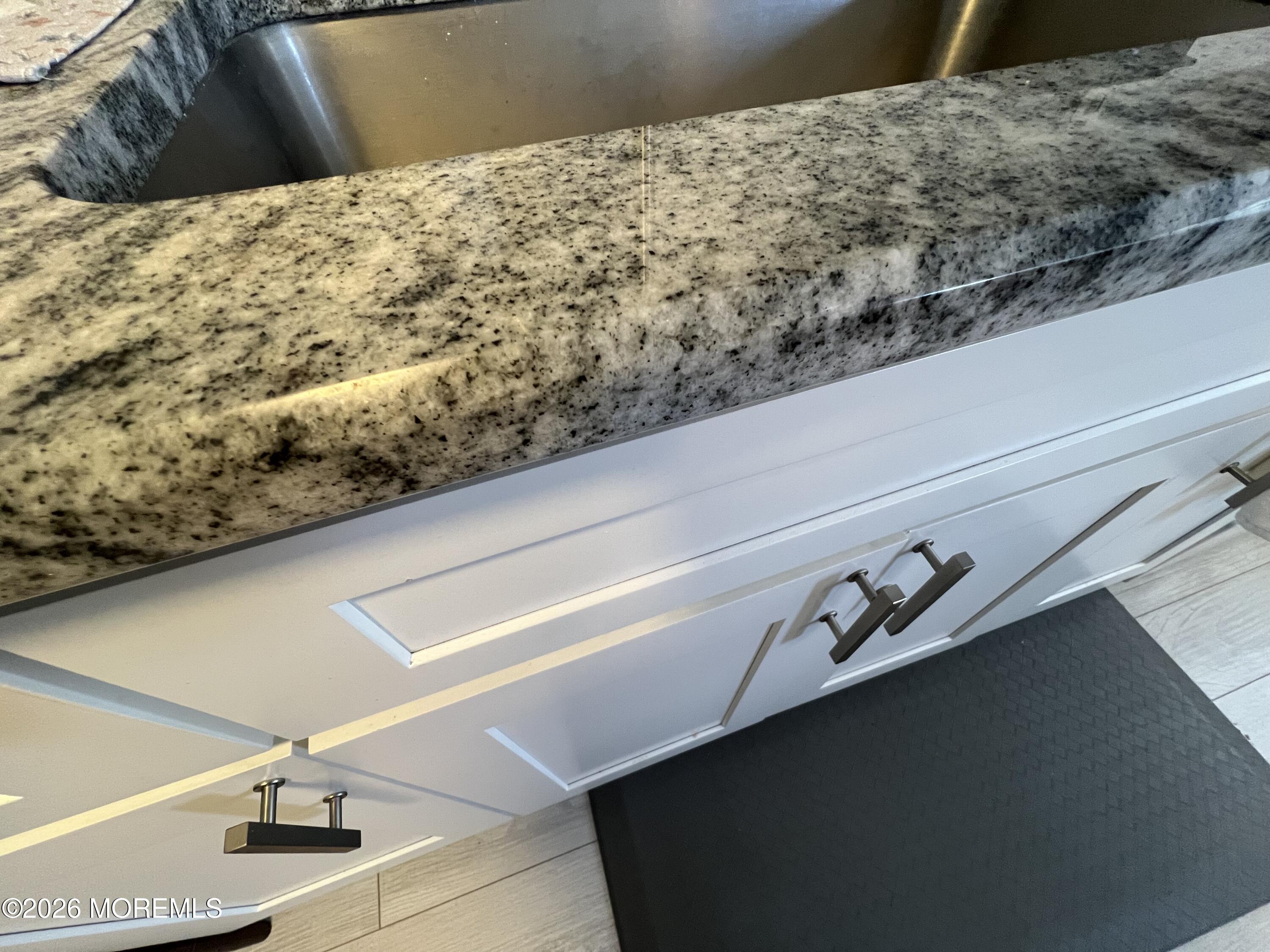 177 Mockingbird Way Whiting, NJ 08759 - Photo 12 of 14 IMG_5514