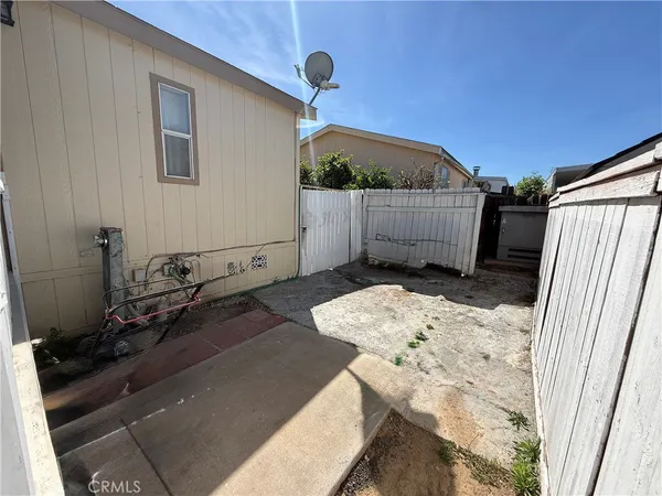 $185,000 | 25350 Santiago Drive, Unit 37, Moreno Valley, CA 92551