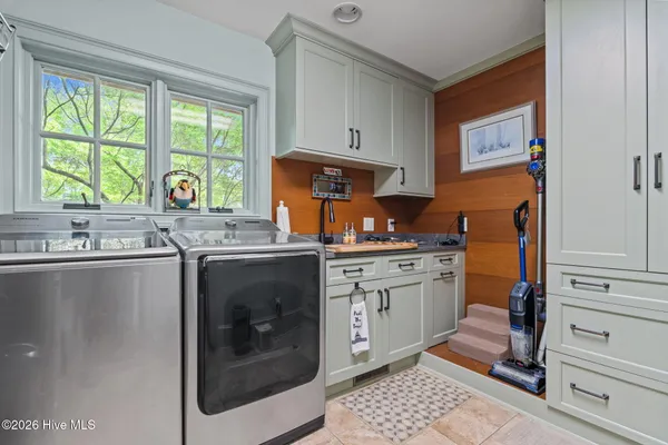 $3,400,000 | 1650 Youngs Road, Vass, NC 28394