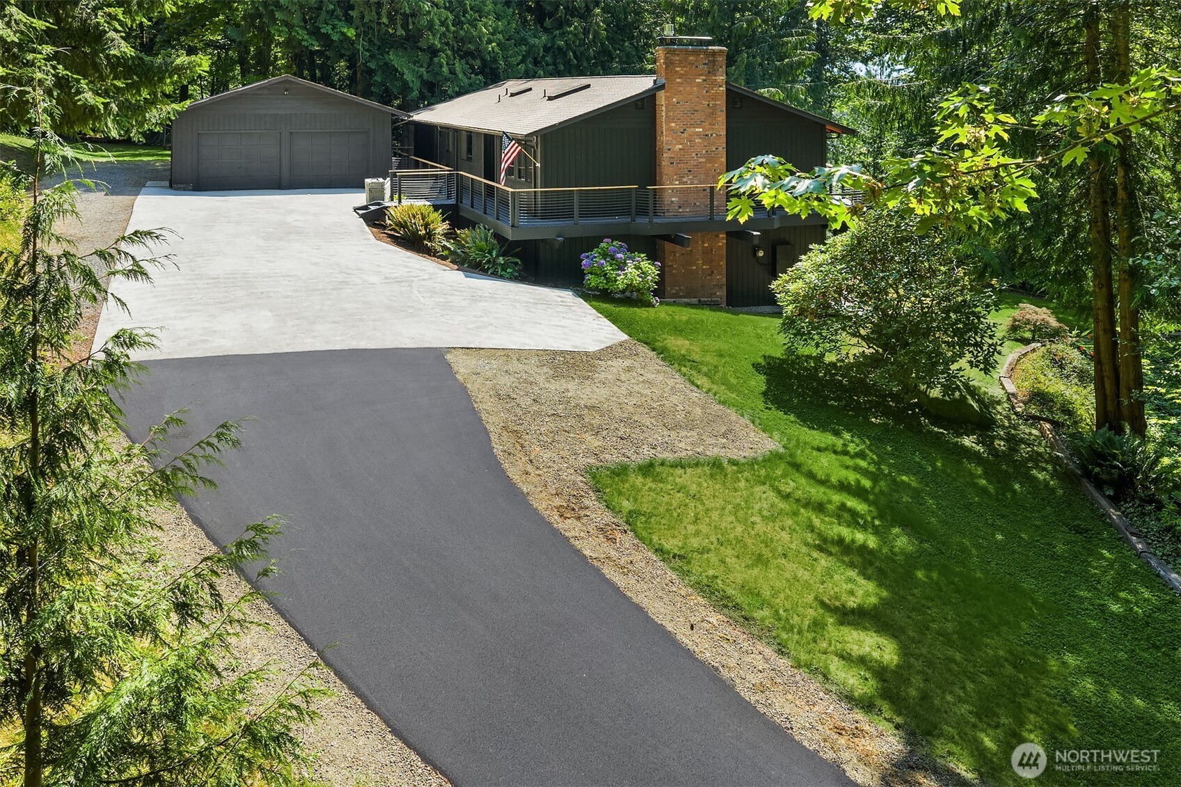 6701 277th Way Southeast Issaquah, WA 98027 - Photo 2 of 38