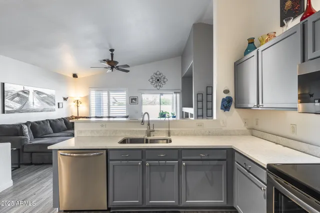 $550,000 | 2714 East Del Rio Street, Gilbert, AZ 85295