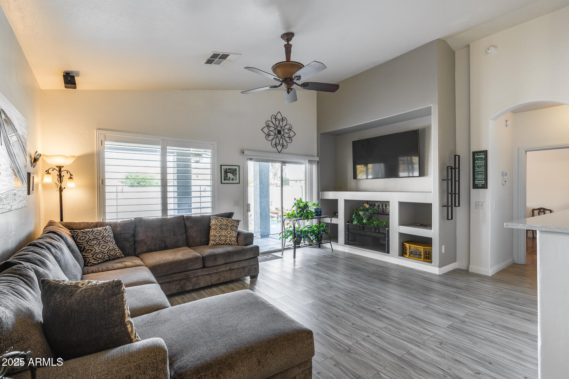 2714 East Del Rio Street Gilbert, AZ 85295 - Photo 13 of 30 Family Room